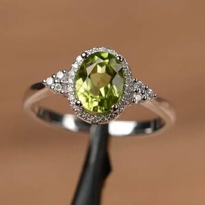 💚 NEW Elegant Classic Oval Emerald Silver 925 Promise Ring